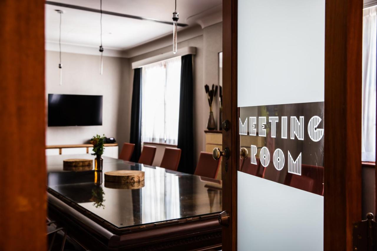 The Old Clare By Ode Hotels Sydney Exterior foto Meeting room