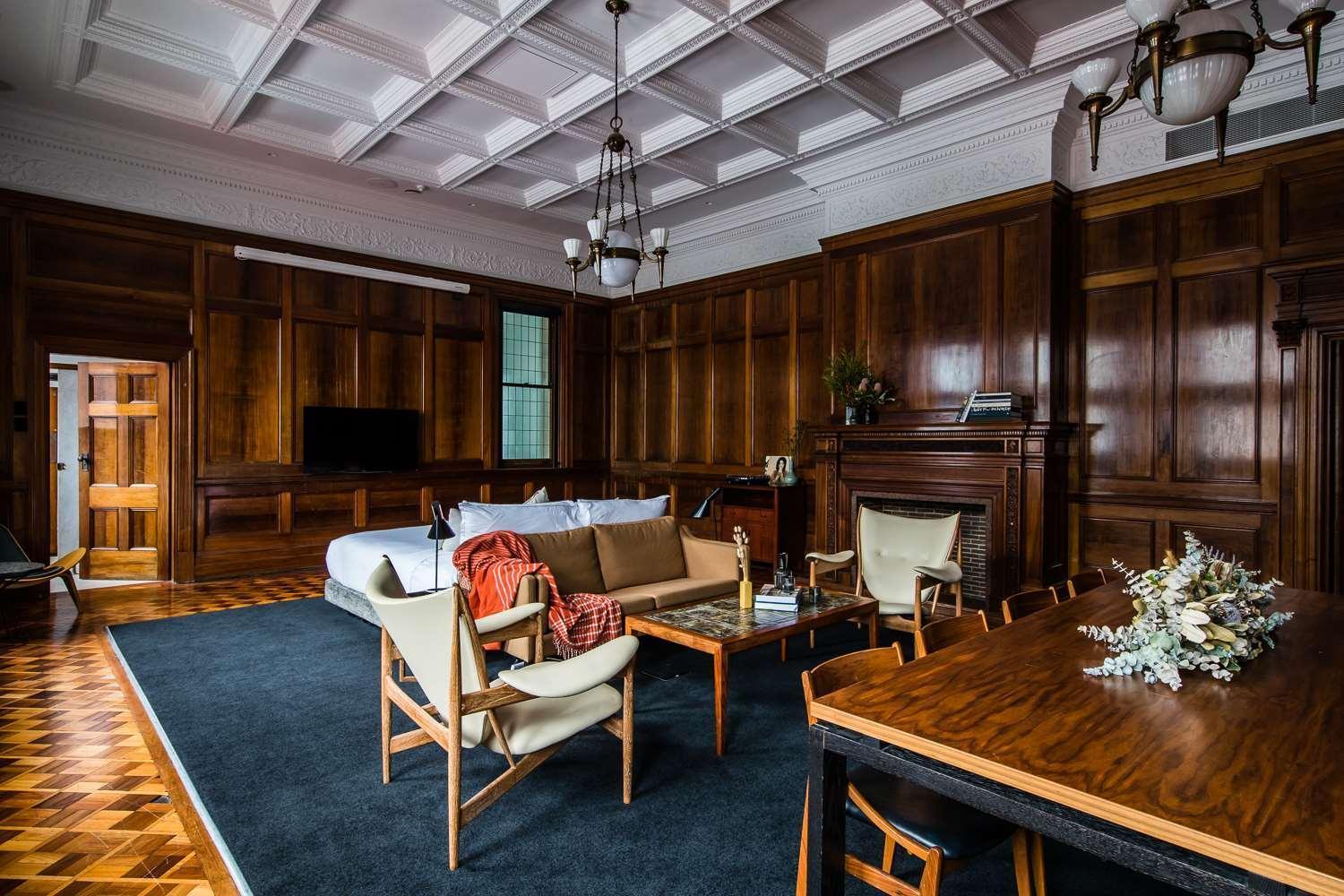 The Old Clare By Ode Hotels Sydney Exterior foto The interior of the Governor's Suite
