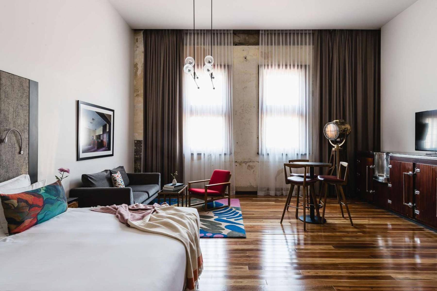 The Old Clare By Ode Hotels Sydney Exterior foto A room at the Hotel Valencia